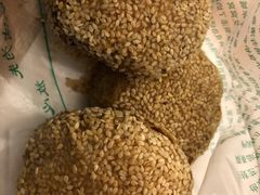 芝麻烧饼-护国寺小吃(左家庄店)