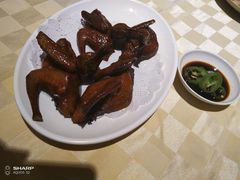 招牌烤乳鸽-石岐佬中山菜馆(张溪店)
