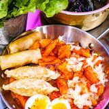 一道菜俘获你的芳心，论好吃还是牛周周·韩国烤肉的特色综合烤牛肠拼盘、无限续海带汤好吃