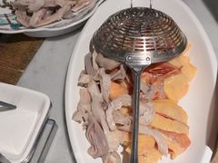 -尚尚仙·酸汤猪手·猪肚鸡火锅(华联万柳购物中心店)