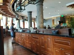 大堂-八府香鸭·啫啫煲(华山路店)