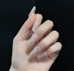 -悦指间美甲美睫