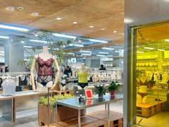 -杭州东升服装小商品市场