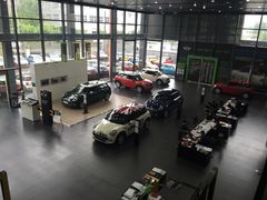 展厅-上海普陀宝诚MINI4S店(红柳路店)