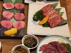 -炼火烤肉店