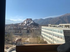 -平措康桑·和牛自助观景餐厅(布达拉宫店)
