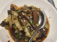 -小渔莊•地道胶东菜(旅游路万象省博物馆店)
