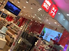 -名创优品(天津市河东万达广场店)