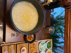 -银米·云南传统过桥米线(双廊黑金冠店)