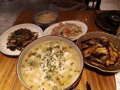 -十三式重庆江湖菜(金茂览秀城店)