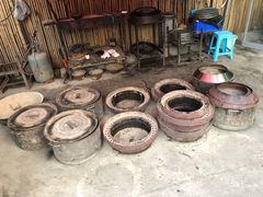 -彝人部落火盆烧烤(原内环足球场店)