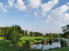 -万柳高尔夫俱乐部