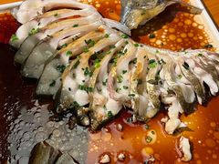 清蒸武昌鱼-莲餐厅·湖北菜·藕汤是头牌(愚园路店)