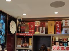 -川流不息·地道川菜·小龙虾(松东路店)