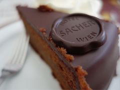-Cafe Sacher(WIEN)