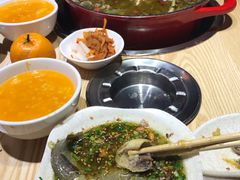 -香坝坝鲜鱼火锅(春熙路店)