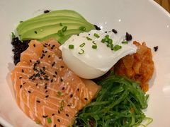 生三文鱼拌饭-Moka Bros 摩卡站(嘉华店)