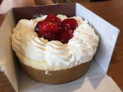 -The Cheesecake Factory(baldwin avenue)