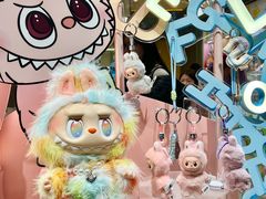 -泡泡玛特POPMART(世豪广场店)