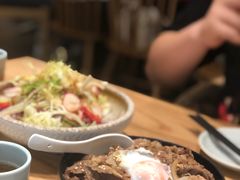 -初居食屋日式料理(万象城购物中心店)