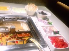 -海底捞火锅鲜切牛肉主题店(长寿路店)