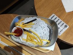 -魔方城市书房(中街益田店)