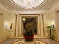 -上海玫瑰园度假酒店