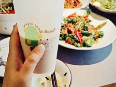 柠檬奶-猫的魔法密林(衣裳街店)