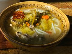 -正宗李家土鸡米线店