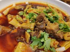 -曾牛肉