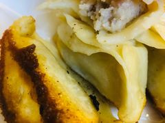 -黄阿姨锅贴大王(万航渡路店)