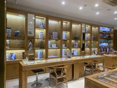 -宝丽眼镜(湖墅店)