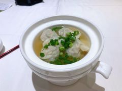 鲮鱼肉芹菜饺-凤凰楼酒家·粤宴点心(华强北店)