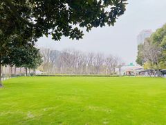 -新虹桥中心花园