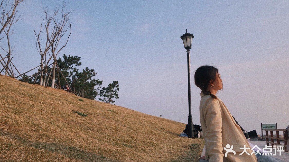 青岛｜小麦岛海边落日拍照教学，教你拍大片