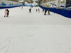 -乔波室内滑雪场