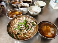 -正宗杨记普洱酸醋米线(总店)