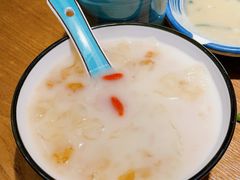 桃胶银耳糖水-常来小聚·广州非遗传承餐厅(地王广场店)