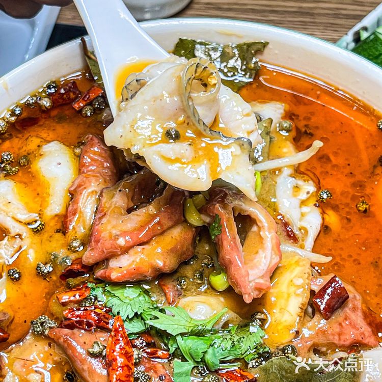 来吃城阳zui好吃的烧烤！！甜品好萌！！ 