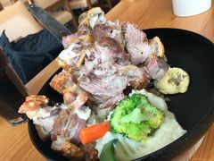 -LENBACH兰巴赫西餐啤酒坊(大连星海广场店)