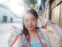 -一揽芳华汉服旗袍体验馆(拙政园店)