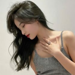 -苏奇发型·烫发染发