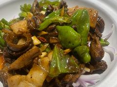 -董厨煨汤馆(车站路店)