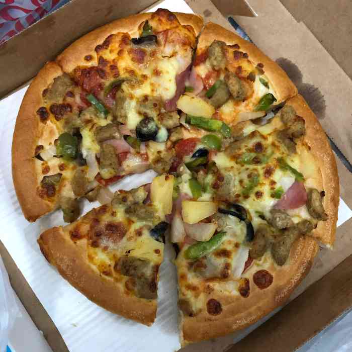 必胜客宅急送(新星游城店)-"40分钟内就送到了 态度很好 送来还是热.