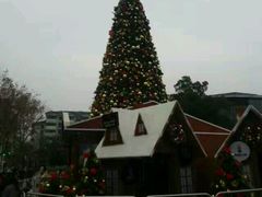 -UNI UNI(环亚凯瑟琳店)