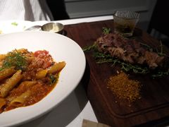 -LESCEDARS Brasserie Bistro香柏树