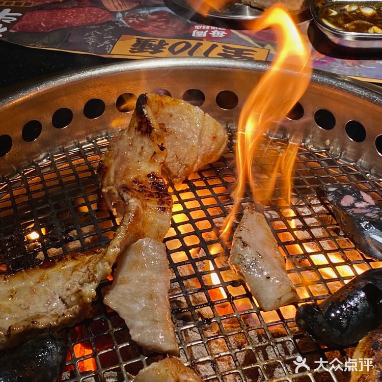 广州探店｜天河CBD人均200💰和牛海鲜放题烤肉🥩