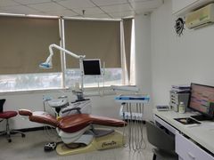 -德尚口腔(金碧店)