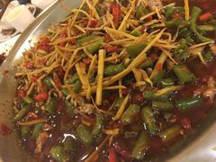 -兔行天下-鸿鹤鲜锅兔(中海国际店)