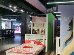 -百安居装修建材卖场(南山店)